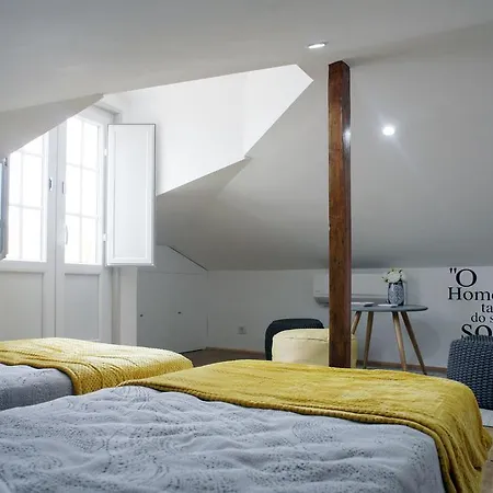 Alfama With River View * Lisbona