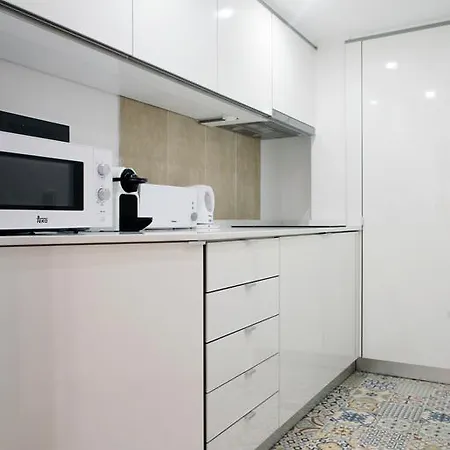 Alfama With River View